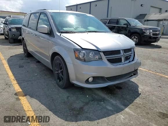 2019 Dodge Grand Caravan GT z VIN 2C4RDGEG5KR750688, wystawiony jako Copart lot #70525765 z przebiegiem 86 626 mil mil oraz Szkoda całkowita • Salvage title. Historia ofert i sprzedaży dostępna na DreamBid. Obrazek 14.