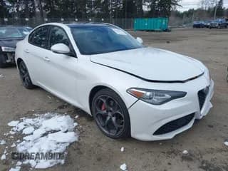 ✅ 2018 Alfa Romeo Giulia Ti Sport • VIN: ZARFAEEN4J7575502 • Lot: 41506566. Listed on IAAI with 85,786 mi. Free auction sales archive from the USA and detailed vehicle history report at DreamBid. Image 1.