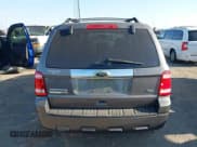 ✅ 2011 Ford Escape Limited • VIN: 1FMCU0EG7BKB26916 • Lot: 42053161. Wystawiony na IAAI z przebiegiem 194 669 mil. Bezpłatny archiwum sprzedaży aukcyjnych z USA i szczegółowy raport historii pojazdu na DreamBid. Zdjęcie 14.