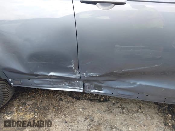 ✅ 2020 Land Rover Discovery Sport S • VIN: SALCJ2FX9LH843669 • Lot: 42264547. Wystawiony na IAAI z przebiegiem 46 342 mil. Bezpłatny archiwum sprzedaży aukcyjnych z USA i szczegółowy raport historii pojazdu na DreamBid. Zdjęcie 6.