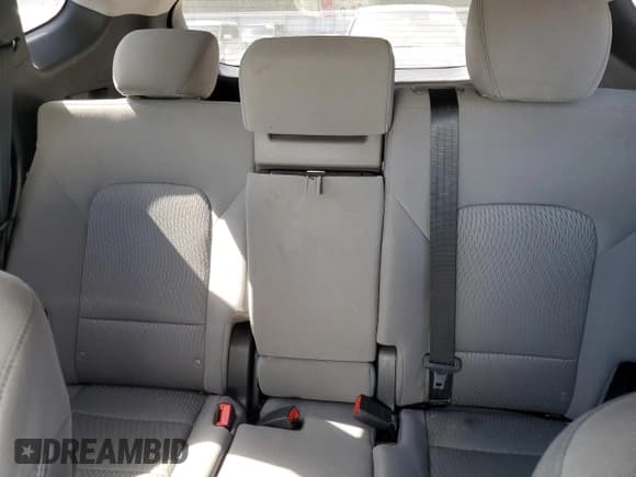 ✅ 2017 Hyundai Santa Fe 2.4L • VIN: 5XYZT3LB8HG434749 • Lot: 52790685. Listed on Copart with 128,099 mi. Free auction sales archive from the USA and detailed vehicle history report at DreamBid. Image 10.