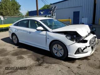 ✅ 2019 Hyundai Sonata SE • VIN: KMHE24L33KA091688 • Lot: 63336775. Listed on Copart with 84,923 mi. Free auction sales archive from the USA and detailed vehicle history report at DreamBid. Image 4.