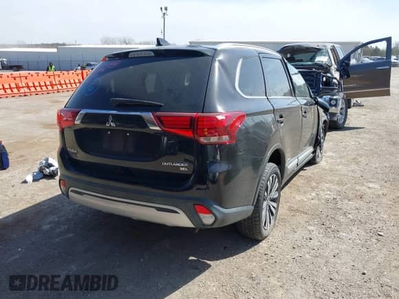 2019 Mitsubishi Outlander ES с VIN JA4AZ3A3XKZ041541, выставлен на аукционе IAAI как лот 41826586 с пробегом 104 484 миль миль и . История ставок и продаж доступна на DreamBid. Изображение 4.