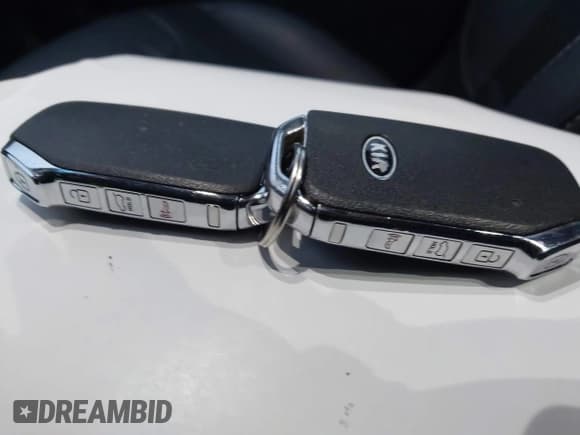 ✅ 2020 Kia Niro EX Premium • VIN: KNDCC3LD4L5418850 • Lot: 43758229. Listed on IAAI with 50,598 mi. Free auction sales archive from the USA and detailed vehicle history report at DreamBid. Image 11.