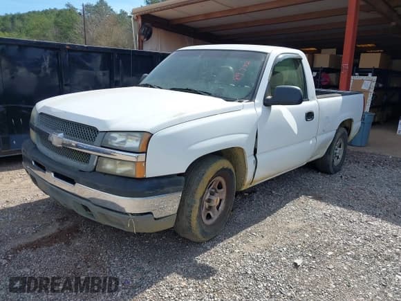 ✅ 2003 Chevrolet Silverado 1500 Work Truck • VIN: 1GCEC14X63Z261627 • Лот: 41589792. Опубликован ранее на IAAI с пробегом Не указан. Бесплатный доступ к архиву аукционных продаж из США и подробный отчёт об истории автомобиля на DreamBid. Изображение 2.