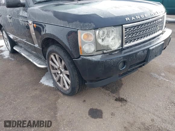 ✅ 2004 Land Rover Range Rover HSE • VIN: SALMF11494A171569 • Lot: 41562247. Wystawiony na IAAI z przebiegiem 130 433 mil. Bezpłatny archiwum sprzedaży aukcyjnych z USA i szczegółowy raport historii pojazdu na DreamBid. Zdjęcie 6.