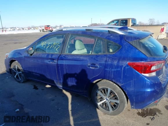 ✅ 2023 Subaru Impreza Premium • VIN: 4S3GTAV68P3703721 • Lot: 41535935. Wystawiony na IAAI z przebiegiem 79 706 mil. Bezpłatny archiwum sprzedaży aukcyjnych z USA i szczegółowy raport historii pojazdu na DreamBid. Zdjęcie 14.