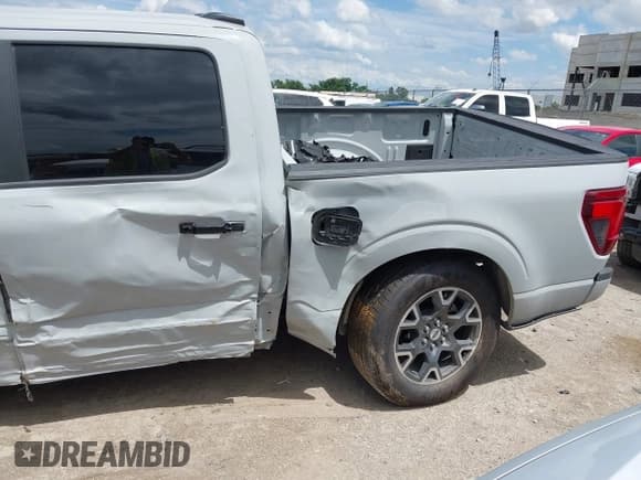 ✅ 2024 Ford F-150 STX • VIN: 1FTEW2K57RKF46708 • Лот: 42627651. Опубликован ранее на IAAI с пробегом 6 119 миль. Бесплатный доступ к архиву аукционных продаж из США и подробный отчёт об истории автомобиля на DreamBid. Изображение 17.