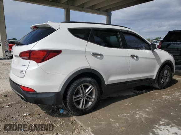 ✅ 2018 Hyundai Santa Fe 2.4L • VIN: 5XYZU3LBXJG534368 • Lot: 92224595. Wystawiony na Copart z przebiegiem 84 290 mil. Bezpłatny archiwum sprzedaży aukcyjnych z USA i szczegółowy raport historii pojazdu na DreamBid. Zdjęcie 3.