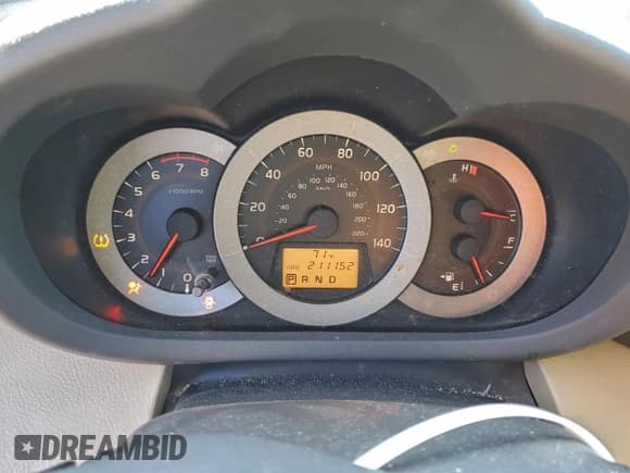 ✅ 2010 Toyota RAV4 • VIN: JTMZF4DVXA5021509 • Lot: 94860885. Wystawiony na Copart z przebiegiem 211 152 mil. Bezpłatny archiwum sprzedaży aukcyjnych z USA i szczegółowy raport historii pojazdu na DreamBid. Zdjęcie 9.