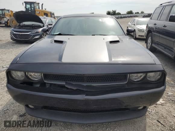 2014 Dodge Challenger R/T z VIN 2C3CDYBT1EH139648, wystawiony jako Copart lot #67593354 z przebiegiem 79 469 mil mil oraz Szkoda całkowita • Salvage title. Historia ofert i sprzedaży dostępna na DreamBid. Obrazek 5.