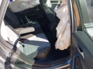 ✅ 2025 Volkswagen Jetta SE • VIN: 3VW7X7BU0SM053541 • Lot: 43116400. Wystawiony na IAAI z przebiegiem 6 963 mil. Bezpłatny archiwum sprzedaży aukcyjnych z USA i szczegółowy raport historii pojazdu na DreamBid. Zdjęcie 8.