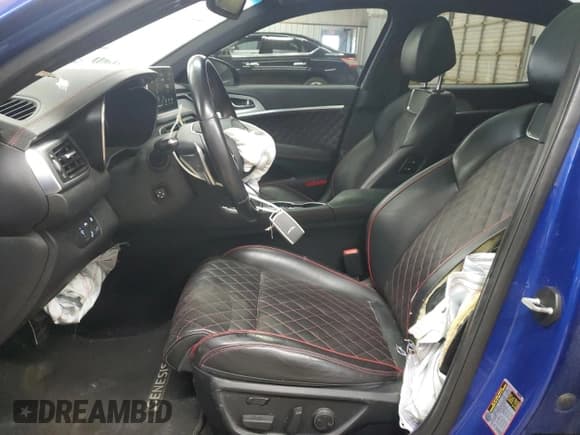 ✅ 2019 Genesis G70 Advanced • VIN: KMTG44LA1KU026974 • Lot: 92173905. Wystawiony na Copart z przebiegiem 72 303 mil. Bezpłatny archiwum sprzedaży aukcyjnych z USA i szczegółowy raport historii pojazdu na DreamBid. Zdjęcie 7.