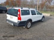 ✅ 2007 Volvo XC70 • VIN: YV4SZ592871275908 • Lot: 43595536. Listed on IAAI with 177,088 mi. Free auction sales archive from the USA and detailed vehicle history report at DreamBid. Image 4.