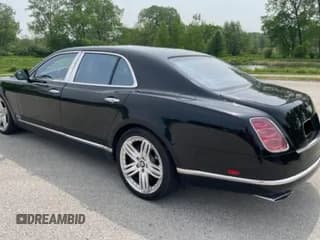 ✅ 2011 Bentley Mulsanne • VIN: SCBBB7ZHXBC015274 • Lot: 42120245. Wystawiony na Copart z przebiegiem 37 200 mil. Bezpłatny archiwum sprzedaży aukcyjnych z USA i szczegółowy raport historii pojazdu na DreamBid. Zdjęcie 3.