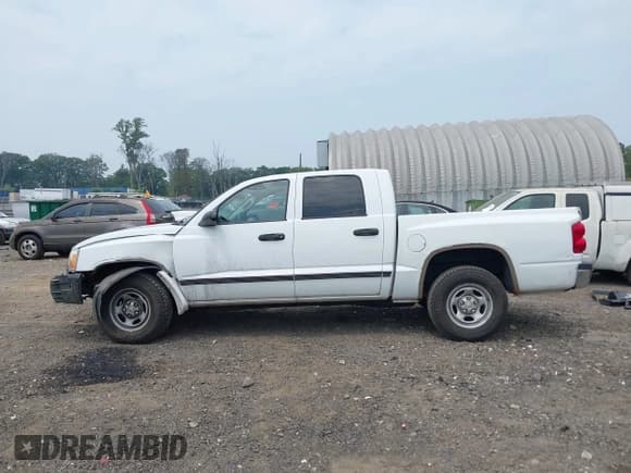 ✅ 2007 Dodge Dakota ST • VIN: 1D7HW28K57S242869 • Лот: 42906167. Опубликован ранее на IAAI с пробегом 178 955 миль. Бесплатный доступ к архиву аукционных продаж из США и подробный отчёт об истории автомобиля на DreamBid. Изображение 14.