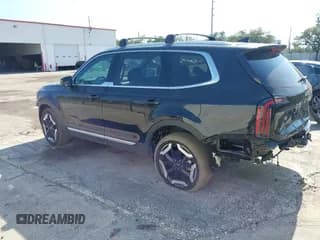 ✅ 2025 Kia Telluride EX • VIN: 5XYP34GC8SG569270 • Lot: 43755039. Listed on IAAI with 7,488 mi. Free auction sales archive from the USA and detailed vehicle history report at DreamBid. Image 3.