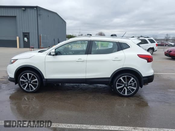 ✅ 2017 Nissan Rogue SL • VIN: JN1BJ1CR8HW107542 • Lot: 41820930. Listed on IAAI with 44,219 mi. Free auction sales archive from the USA and detailed vehicle history report at DreamBid. Image 14.