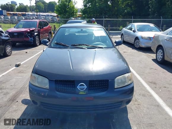 ✅ 2005 Nissan Sentra S • VIN: 3N1CB51D55L565573 • Lot: 42822309. Wystawiony na IAAI z przebiegiem 159 662 mil. Bezpłatny archiwum sprzedaży aukcyjnych z USA i szczegółowy raport historii pojazdu na DreamBid. Zdjęcie 12.