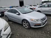 ✅ 2009 Volkswagen CC 4Motion • VIN: WVWGU73C09E512522 • Лот: 59892495. Опубликован ранее на Copart с пробегом Не указан. Бесплатный доступ к архиву аукционных продаж из США и подробный отчёт об истории автомобиля на DreamBid. Изображение 4.