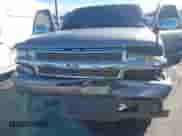 2001 Chevrolet Tahoe LT z VIN 1GNEK13T01R199325, wystawiony jako IAAI lot #43351865 z przebiegiem 252 632 mil mil oraz . Historia ofert i sprzedaży dostępna na DreamBid. Obrazek 6.