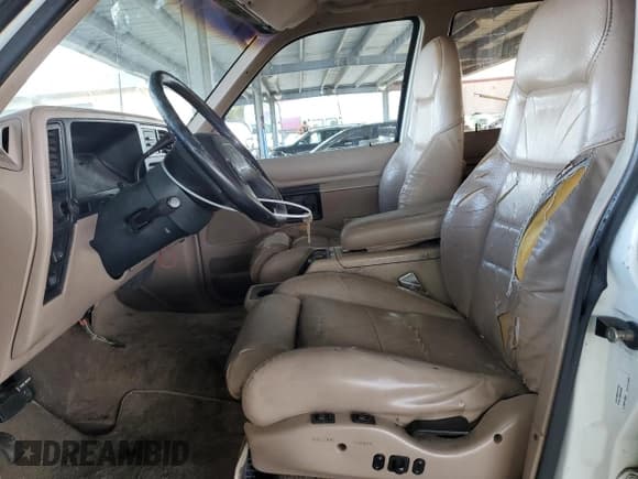 ✅ 1992 Ford Explorer Eddie Bauer • VIN: 1FMDU34X3NUB46550 • Lot: 48725535. Listed on Copart with 95,424 mi. Free auction sales archive from the USA and detailed vehicle history report at DreamBid. Image 7.