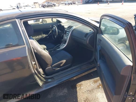 ✅ 2006 Scion tC • VIN: JTKDE167960128400 • Лот: 42980182. Опубликован ранее на IAAI с пробегом 211 142 миль. Бесплатный доступ к архиву аукционных продаж из США и подробный отчёт об истории автомобиля на DreamBid. Изображение 5.