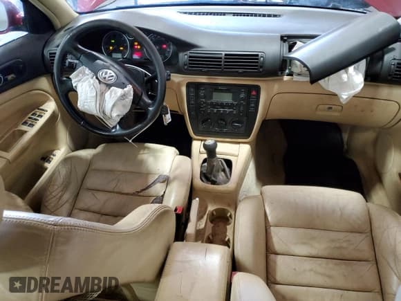 ✅ 2004 Volkswagen Passat GLS • VIN: WVWPD63B34E064965 • Lot: 62852785. Listed on Copart with 224,425 mi. Free auction sales archive from the USA and detailed vehicle history report at DreamBid. Image 8.