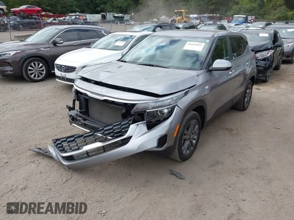 ✅ 2022 Kia Seltos LX • VIN: KNDEPCAA2N7285194 • Lot: 43195011. Listed on IAAI with 31,045 mi. Free auction sales archive from the USA and detailed vehicle history report at DreamBid. Image 2.