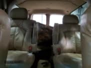 ✅ 2000 Chevrolet Suburban LT • VIN: 3GNGK26U2YG145201 • Лот: 85689134. Опубликован ранее на Copart с пробегом 285 624 миль. Бесплатный доступ к архиву аукционных продаж из США и подробный отчёт об истории автомобиля на DreamBid. Изображение 10.