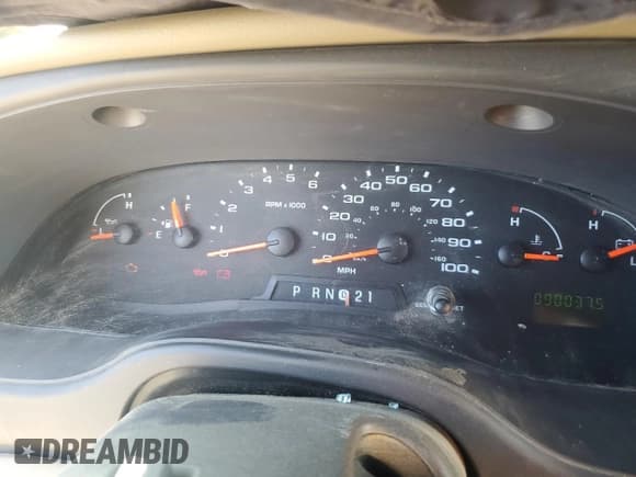 ✅ 2007 Ford Econoline Passenger XL • VIN: 1FBNE31LX7DA12469 • Lot: 71921115. Wystawiony na Copart z przebiegiem 90 037 mil. Bezpłatny archiwum sprzedaży aukcyjnych z USA i szczegółowy raport historii pojazdu na DreamBid. Zdjęcie 9.