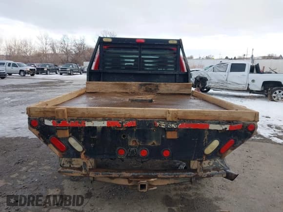 ✅ 2011 Ford F-250 XL • VIN: 1FD7W2B64BEA80687 • Lot: 41375467. Listed on IAAI with 239,979 mi. Free auction sales archive from the USA and detailed vehicle history report at DreamBid. Image 14.