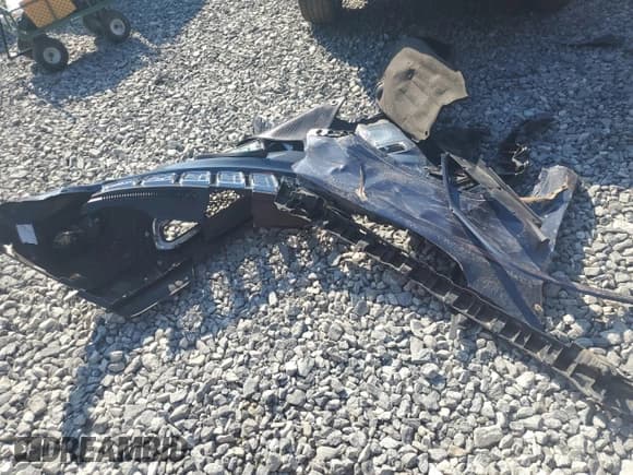 ✅ 2019 Jeep Grand Cherokee Overland • VIN: 1C4RJFCG7KC739724 • Lot: 66186435. Listed on Copart with 61,536 mi. Free auction sales archive from the USA and detailed vehicle history report at DreamBid. Image 13.