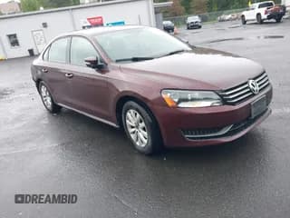 ✅ 2013 Volkswagen Passat S • VIN: 1VWAP7A35DC067454 • Lot: 42524005. Listed on IAAI with 125,765 mi. Free auction sales archive from the USA and detailed vehicle history report at DreamBid. Image 1.