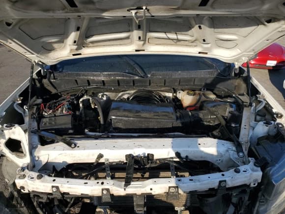 ✅ 2019 Chevrolet Silverado 1500 Work Truck • VIN: 1GCUYAEFXKZ370271 • Лот: 92332675. Опубликован ранее на Copart с пробегом 159 428 миль. Бесплатный доступ к архиву аукционных продаж из США и подробный отчёт об истории автомобиля на DreamBid. Изображение 11.