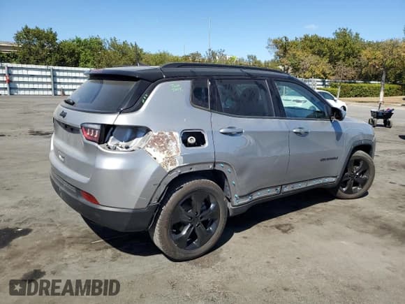 ✅ 2019 Jeep Compass Latitude • VIN: 3C4NJCBB1KT835159 • Лот: 48963865. Опубликован ранее на Copart с пробегом 66 249 миль. Бесплатный доступ к архиву аукционных продаж из США и подробный отчёт об истории автомобиля на DreamBid. Изображение 3.