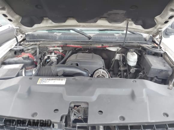 ✅ 2008 Chevrolet Silverado 2500HD Work Truck • VIN: 1GCHC29K58E152638 • Lot: 43209238. Wystawiony na IAAI z przebiegiem 304 726 mil. Bezpłatny archiwum sprzedaży aukcyjnych z USA i szczegółowy raport historii pojazdu na DreamBid. Zdjęcie 10.