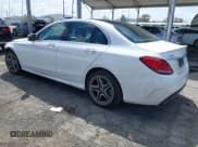 ✅ 2020 Mercedes-Benz C 300 • VIN: WDDWF8EB9LR551406 • Lot: 41958407. Wystawiony na IAAI z przebiegiem 61 663 mil. Bezpłatny archiwum sprzedaży aukcyjnych z USA i szczegółowy raport historii pojazdu na DreamBid. Zdjęcie 3.