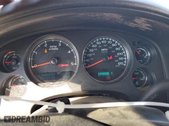 ✅ 2013 Chevrolet Silverado 2500HD LTZ • VIN: 1GC1KYC81DF195074 • Lot: 81772875. Wystawiony na Copart z przebiegiem 257 121 mil. Bezpłatny archiwum sprzedaży aukcyjnych z USA i szczegółowy raport historii pojazdu na DreamBid. Zdjęcie 9.