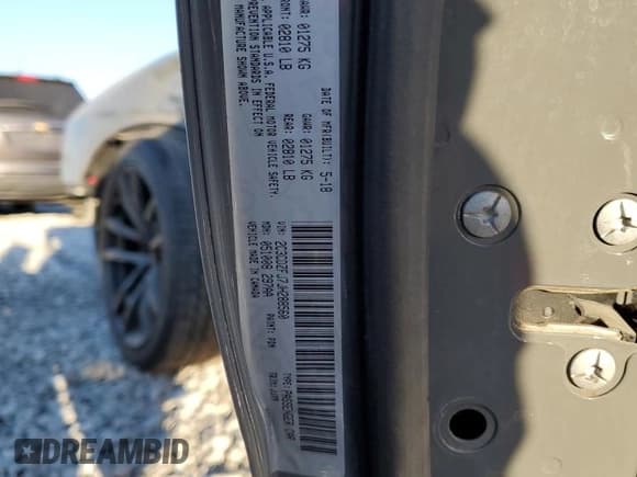 ✅ 2018 Dodge Challenger R/T Scat Pack • VIN: 2C3CDZFJ7JH288560 • Лот: 73670684. Опубликован ранее на Copart с пробегом 81 037 миль. Бесплатный доступ к архиву аукционных продаж из США и подробный отчёт об истории автомобиля на DreamBid. Изображение 12.