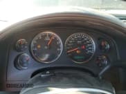 ✅ 2008 Chevrolet Suburban 3LT • VIN: 1GNFC16J28J188573 • Lot: 82475484. Wystawiony na Copart z przebiegiem 278 733 mil. Bezpłatny archiwum sprzedaży aukcyjnych z USA i szczegółowy raport historii pojazdu na DreamBid. Zdjęcie 9.