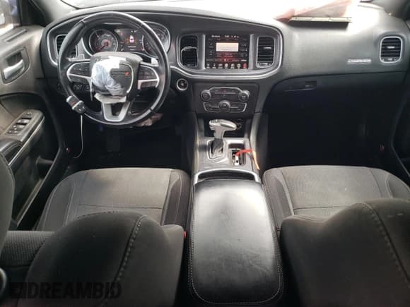 ✅ 2015 Dodge Charger SXT • VIN: 2C3CDXHG0FH836475 • Лот: 71653025. Опубликован ранее на Copart с пробегом 139 123 миль. Бесплатный доступ к архиву аукционных продаж из США и подробный отчёт об истории автомобиля на DreamBid. Изображение 8.