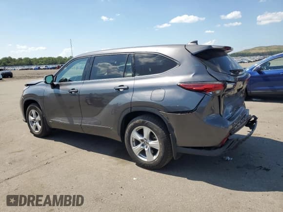✅ 2022 Toyota Highlander Hybrid LE • VIN: 5TDBBRCH7NS561390 • Lot: 62463815. Listed on Copart with 51,002 mi. Free auction sales archive from the USA and detailed vehicle history report at DreamBid. Image 2.