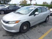 ✅ 2012 Honda Civic LX • VIN: JHMFB2F50CS002308 • Lot: 43709083. Wystawiony na IAAI z przebiegiem 124 112 mil. Bezpłatny archiwum sprzedaży aukcyjnych z USA i szczegółowy raport historii pojazdu na DreamBid. Zdjęcie 2.