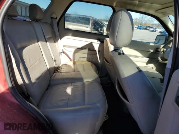 ✅ 2008 Ford Escape XLT • VIN: 1FMCU03148KB91701 • Lot: 91860415. Listed on Copart with 129,011 mi. Free auction sales archive from the USA and detailed vehicle history report at DreamBid. Image 11.