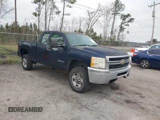✅ 2011 Chevrolet Silverado 2500HD Work Truck • VIN: 1GC2KVCG2BZ269348 • Lot: 41509121. Wystawiony na IAAI z przebiegiem 194 340 mil. Bezpłatny archiwum sprzedaży aukcyjnych z USA i szczegółowy raport historii pojazdu na DreamBid. Zdjęcie 1.