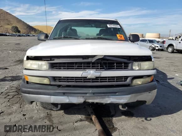 2002 Chevrolet Silverado 1500 z VIN 1GCEC19VX2E162662, wystawiony jako Copart lot #43749265 z przebiegiem 191 926 mil mil oraz Szkoda całkowita • Salvage title. Historia ofert i sprzedaży dostępna na DreamBid. Obrazek 5.
