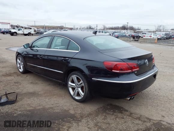 ✅ 2013 Volkswagen CC R-Line • VIN: WVWBP7AN8DE505784 • Lot: 43861255. Listed on IAAI with 132,604 mi. Free auction sales archive from the USA and detailed vehicle history report at DreamBid. Image 3.