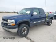 ✅ 2002 Chevrolet Silverado 2500HD • VIN: 1GCHK29U62E106361 • Lot: 39156047. Wystawiony na IAAI z przebiegiem 182 281 mil. Bezpłatny archiwum sprzedaży aukcyjnych z USA i szczegółowy raport historii pojazdu na DreamBid. Zdjęcie 2.