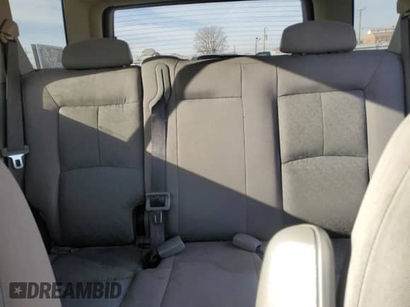 2007 Saturn VUE I4 z VIN 5GZCZ33D17S850350, wystawiony jako Copart lot #84650584 z przebiegiem 169 699 mil mil oraz Szkoda całkowita • Salvage title. Historia ofert i sprzedaży dostępna na DreamBid. Obrazek 10.